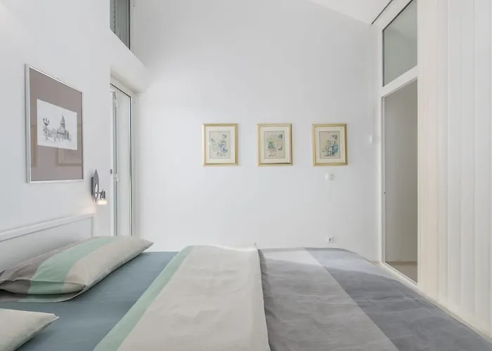 M&m * Novigrad Istria